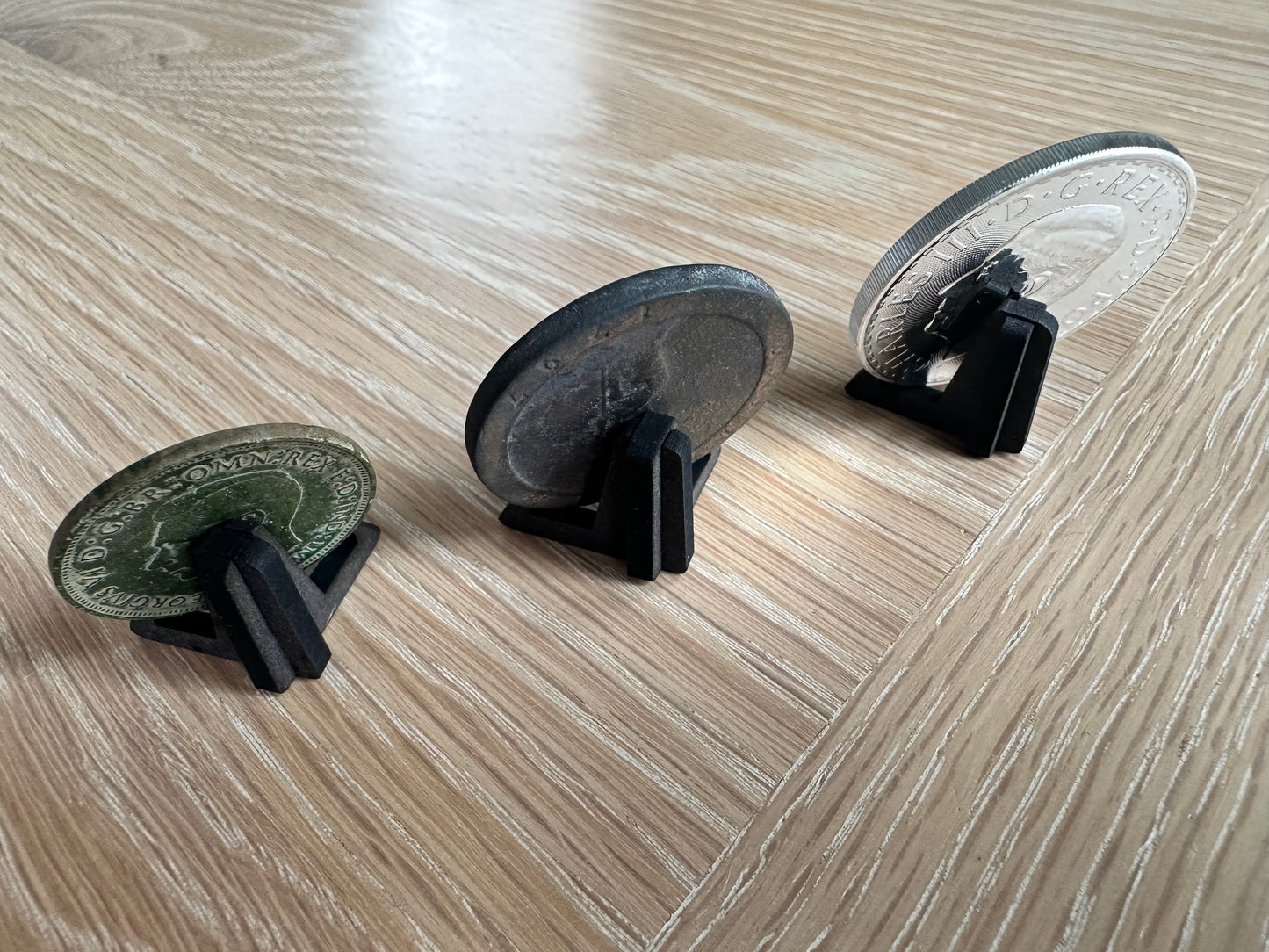 Coin Display Stand 10 Pack
