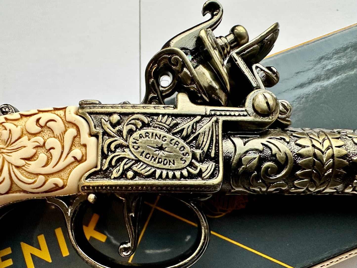 London Pocket Pistol 1795 - Ivory Handle
