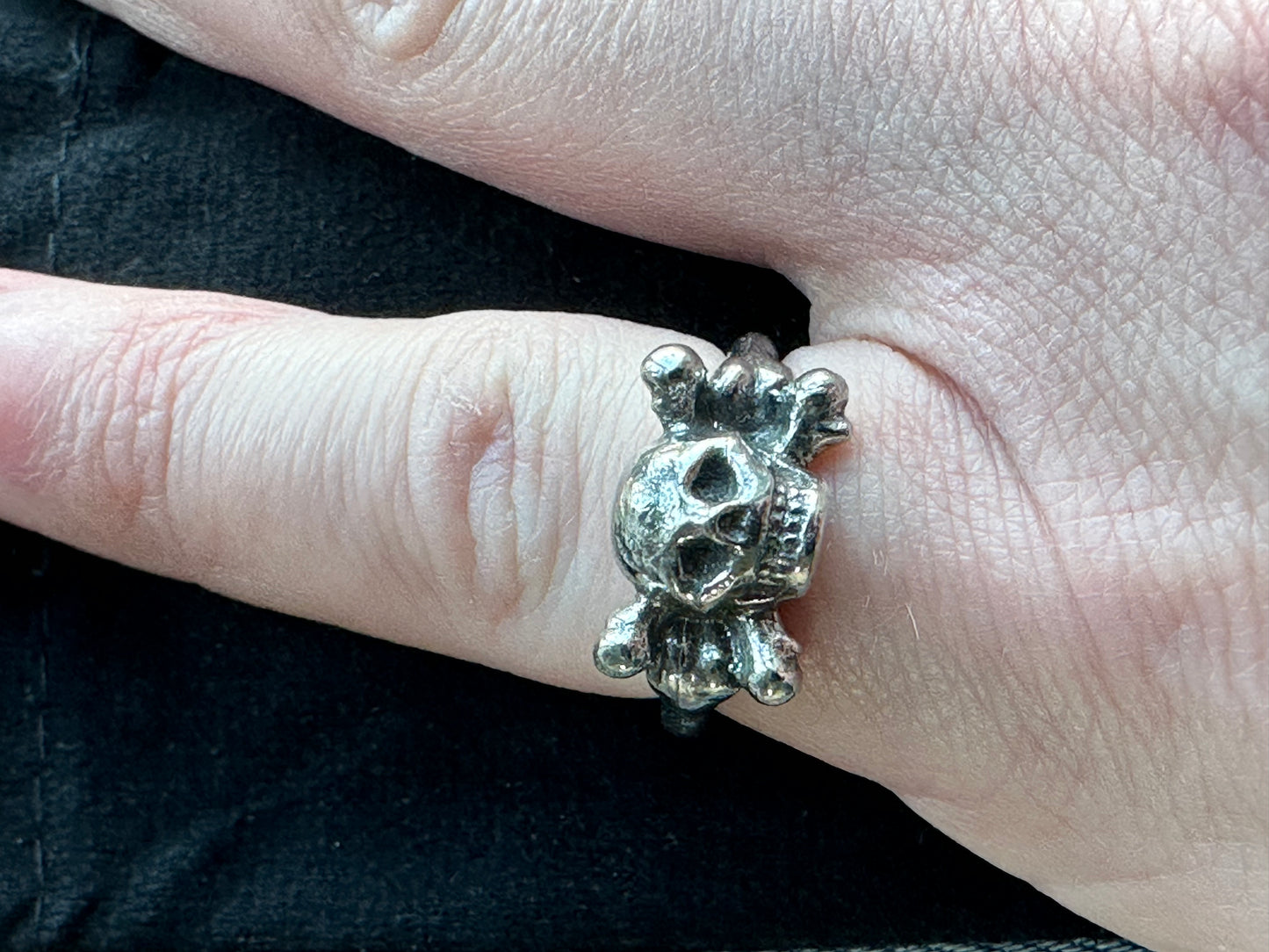 Pirate Skull & Crossbones Pewter Ring