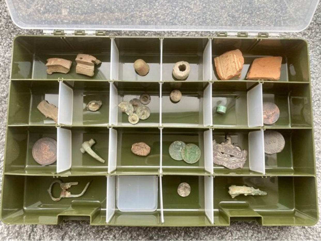 Metal Detecting Finds Box 'Gloucestershire Detectorists'