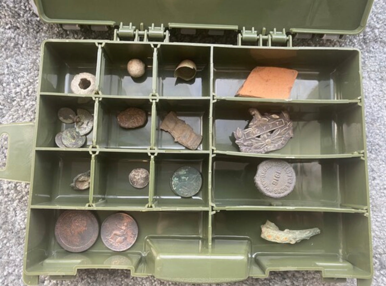 Metal Detecting Finds Box 'Gloucestershire Detectorists'