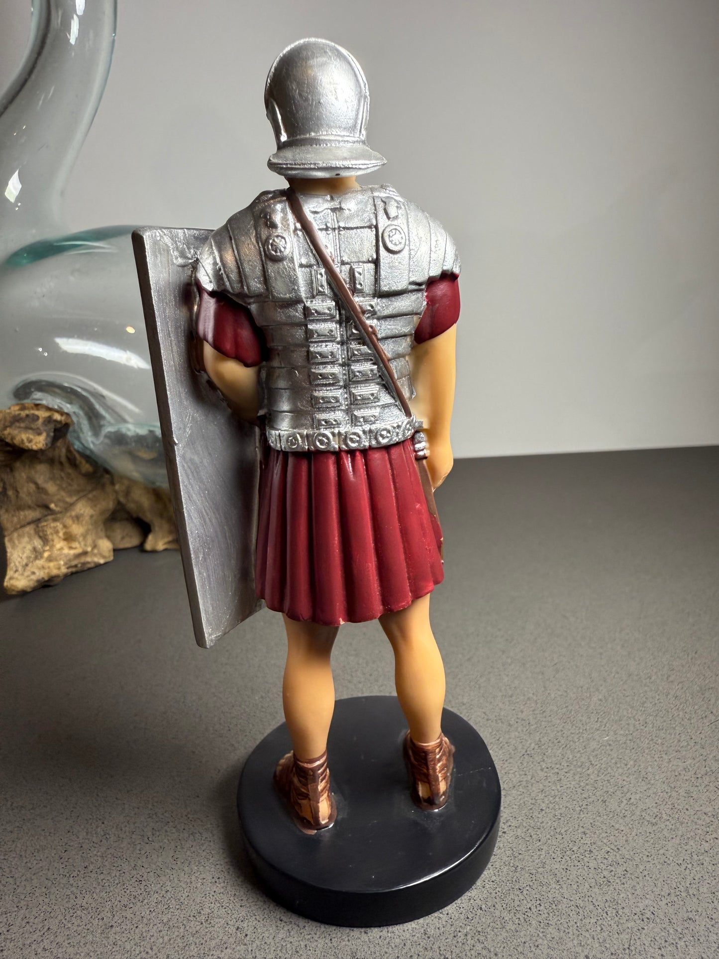 Roman Infantry Centurion With Shield Resin Figure 15CM