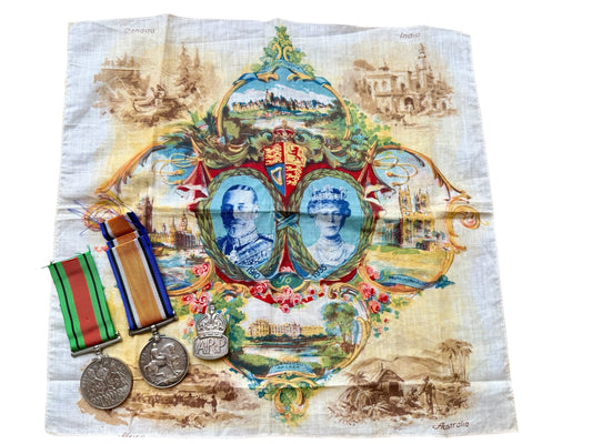 WW1 1914-1918 Silver War Medal Devonshire Regiment 1939-1945 Defence Medal & Silver ARP Pin Badge with George V Silver Jubilee Handkercheif