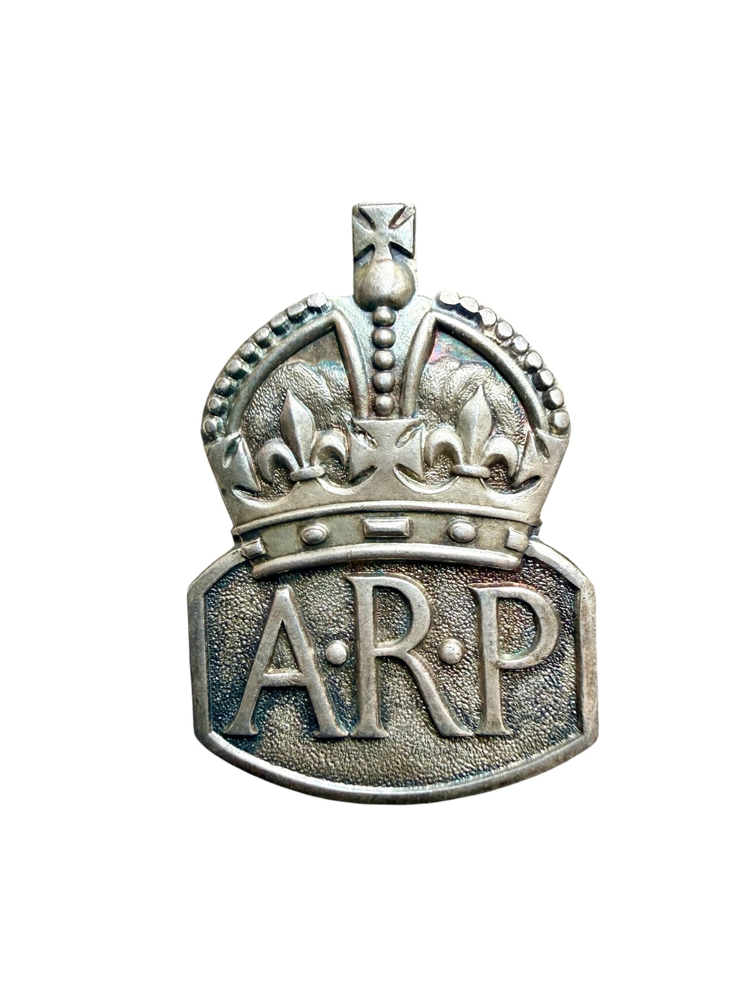 WW1 1914-1918 Silver War Medal Devonshire Regiment 1939-1945 Defence Medal & Silver ARP Pin Badge with George V Silver Jubilee Handkercheif