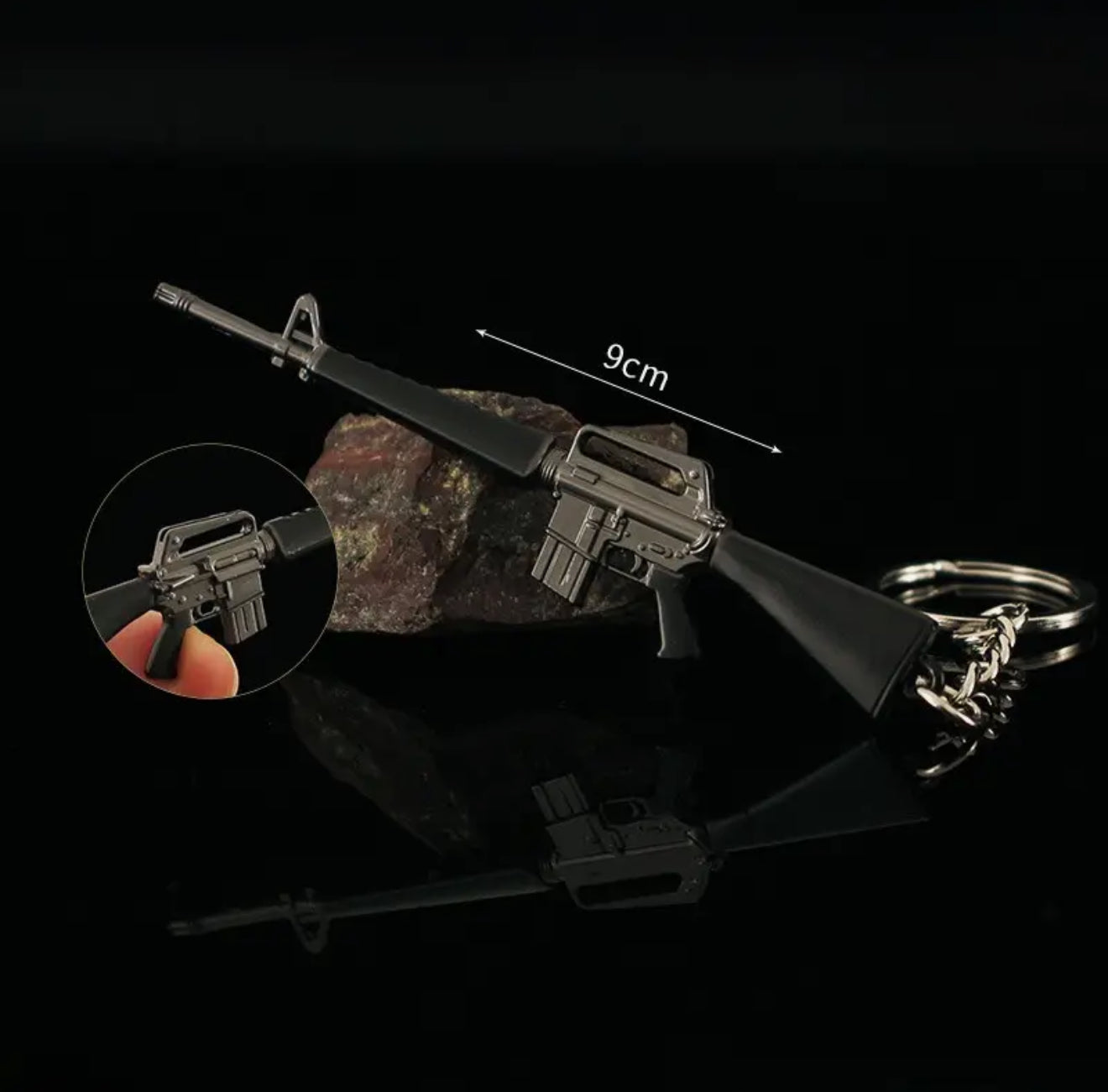 Miniature Metal M16 A1 Vietnam Assault Rifle Machine Gun 9cm Keyring