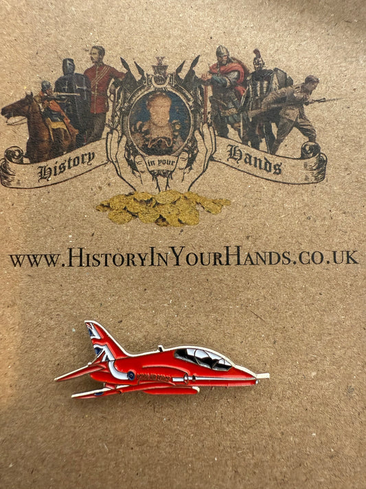 Red Arrows Pin Badge