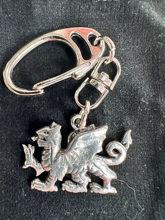 Welsh on sale dragon keyring